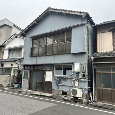 高知県高知市桟橋通３丁目