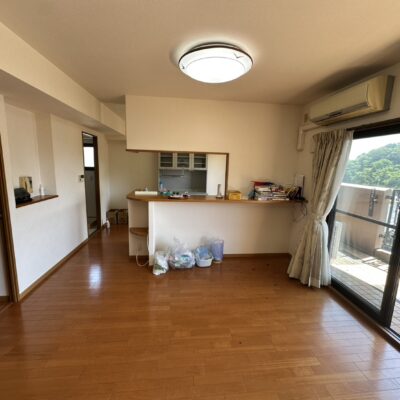  (居間)