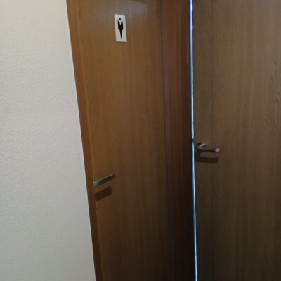 男子トイレ (トイレ)