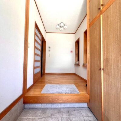  (玄関)