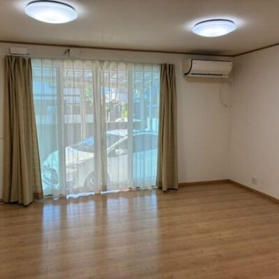 (居間) (居間)