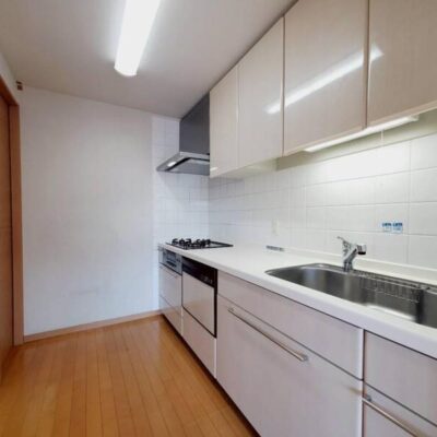 (キッチン)  (キッチン)